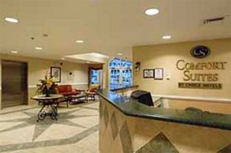 Hampton By Hilton Grand Cayman Seven Mile Beach Джордж Таун Екстериор снимка