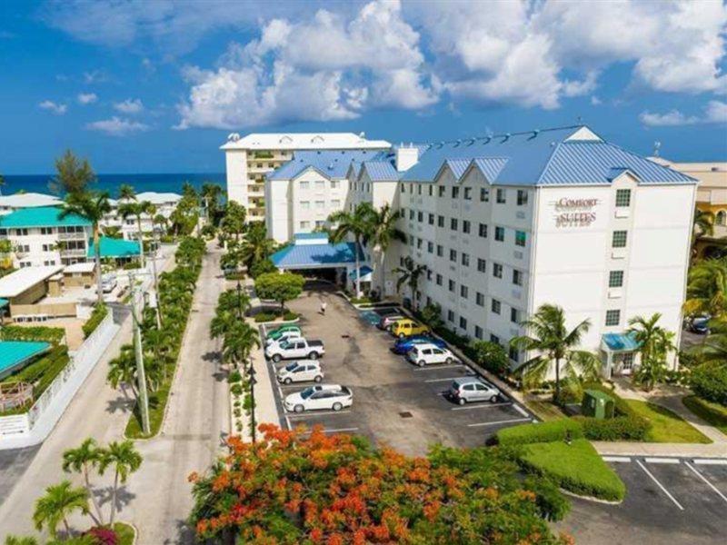 Hampton By Hilton Grand Cayman Seven Mile Beach Джордж Таун Екстериор снимка